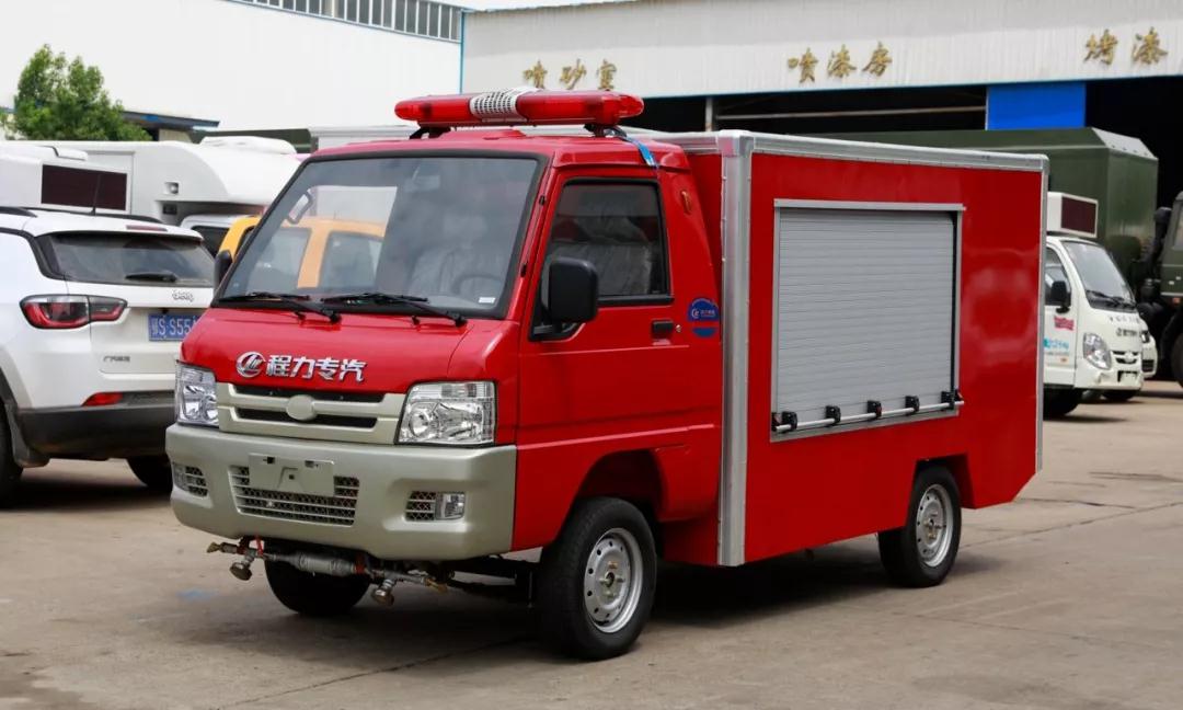 程力新能源人工智能搶險救援車首批訂單圓滿交車，為國家電網(wǎng)提供一流產(chǎn)品